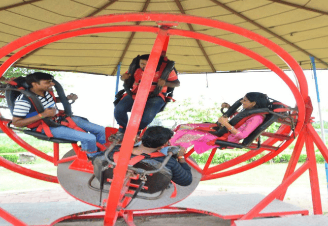 360 degree gyro ride rotating arms and rings