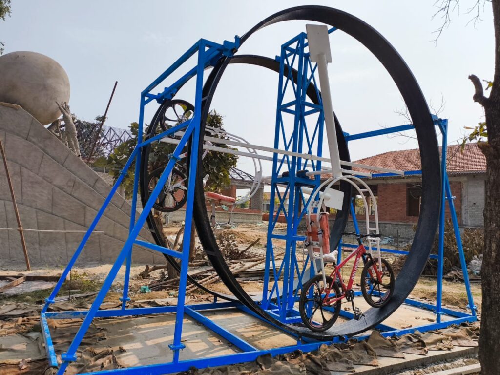 360 double cycle full loop steel track structure
