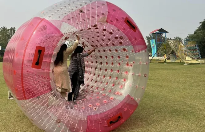 Inflatable zorb roller for adventure games